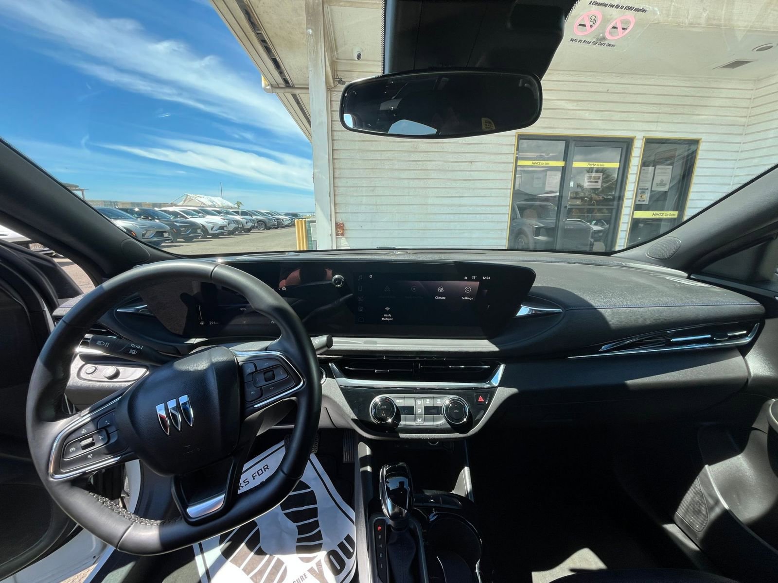 Used 2025 Buick Envista Sport Touring image 29