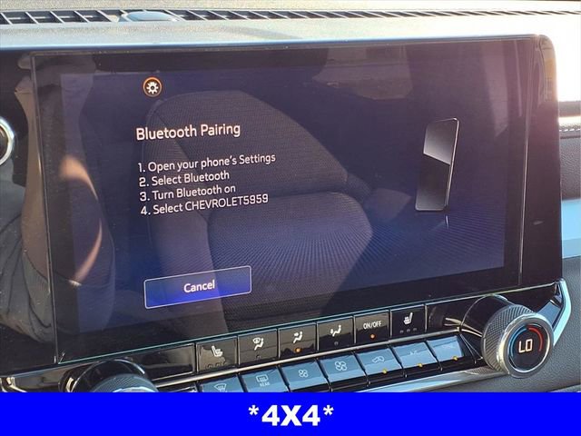 Used 2024 Chevrolet Colorado LT w/ LT Convenience Package II image 10