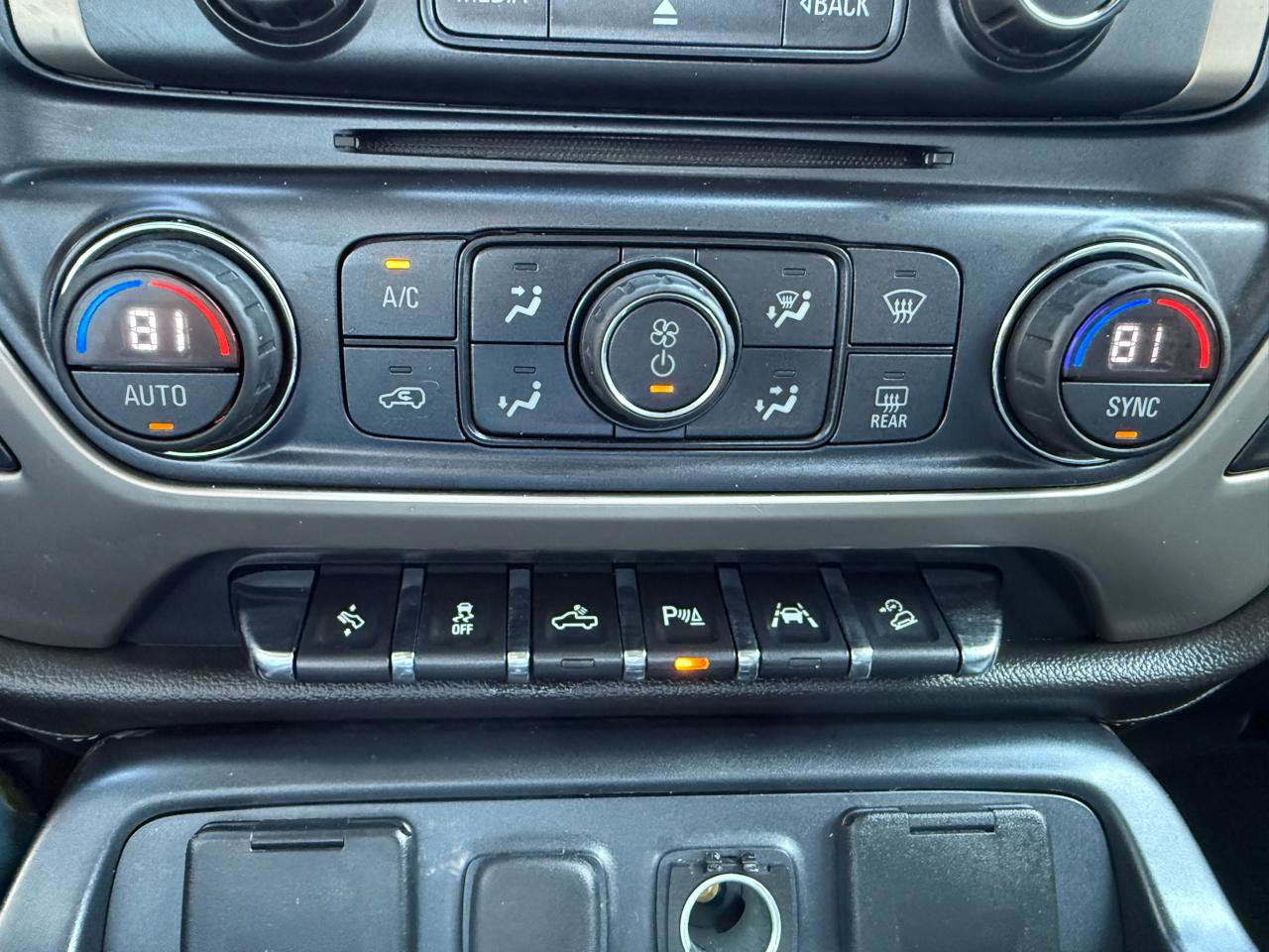 Used 2017 GMC Sierra 1500 Denali image 7