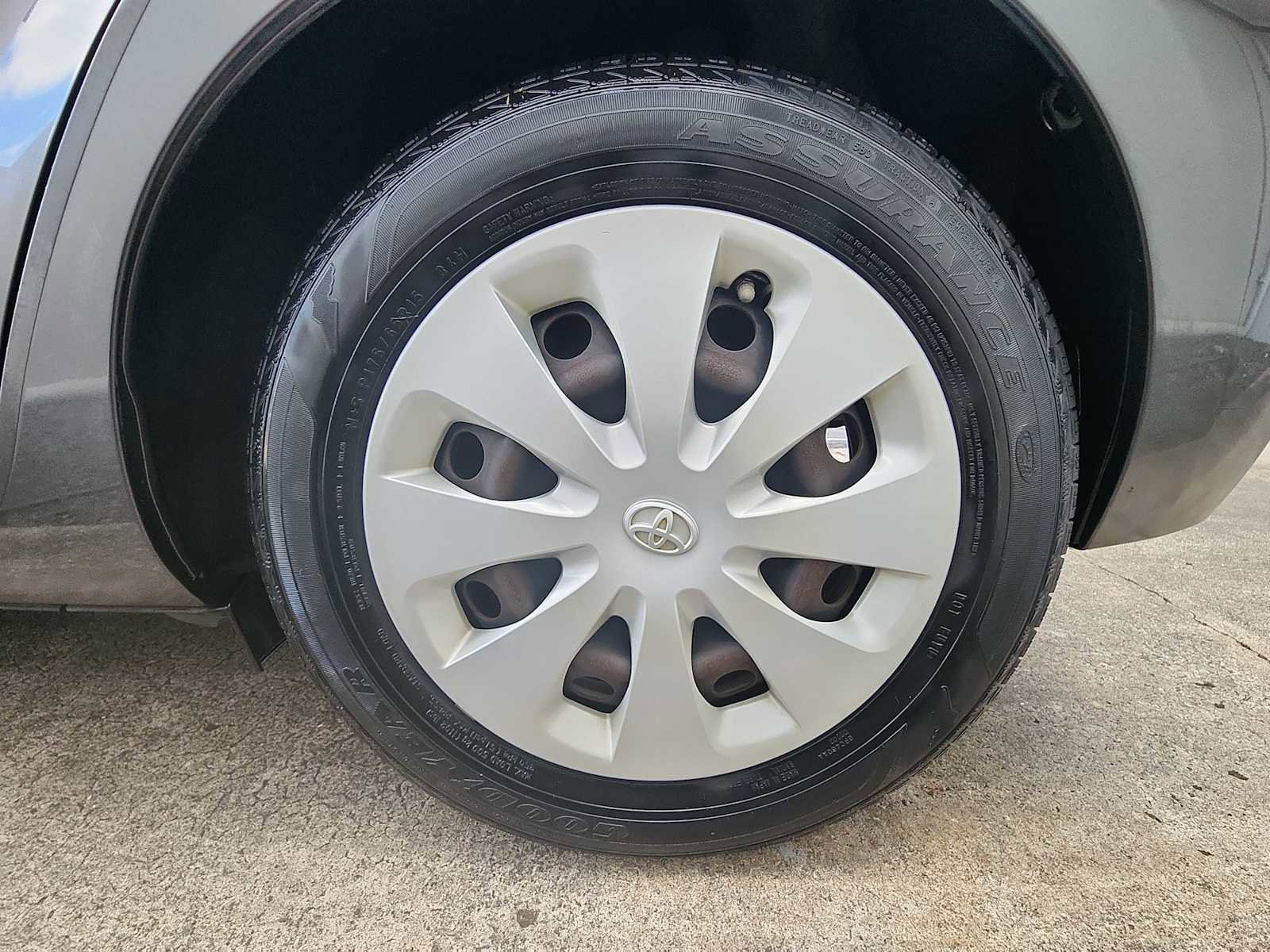 Used 2014 Toyota Prius C One FWD image 10