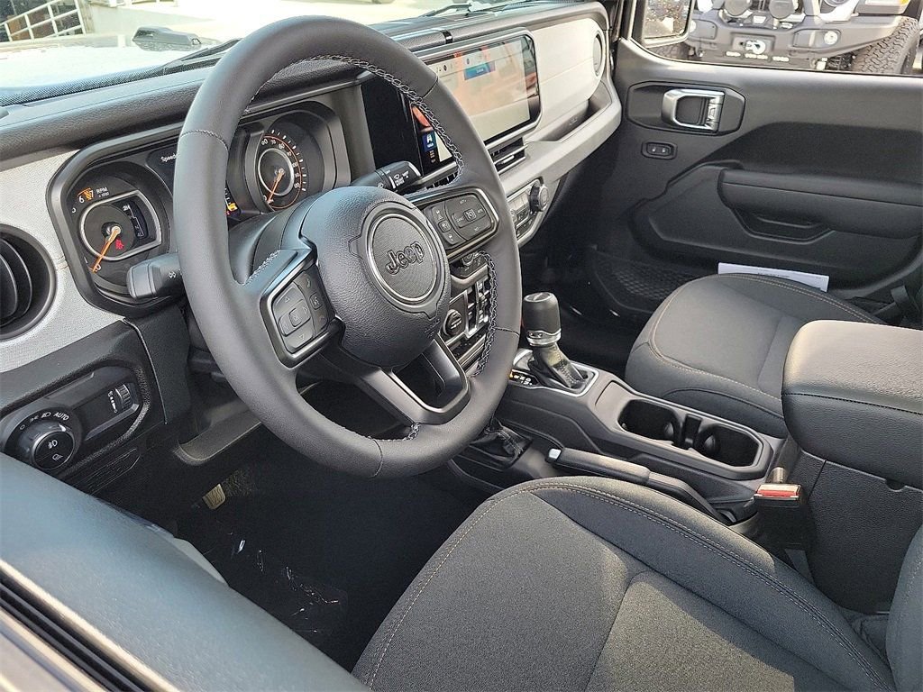 New 2025 Jeep Gladiator Sport AWD/4WD image 3