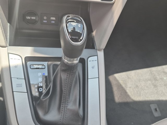 Used 2020 Hyundai Elantra Value Edition FWD image 12