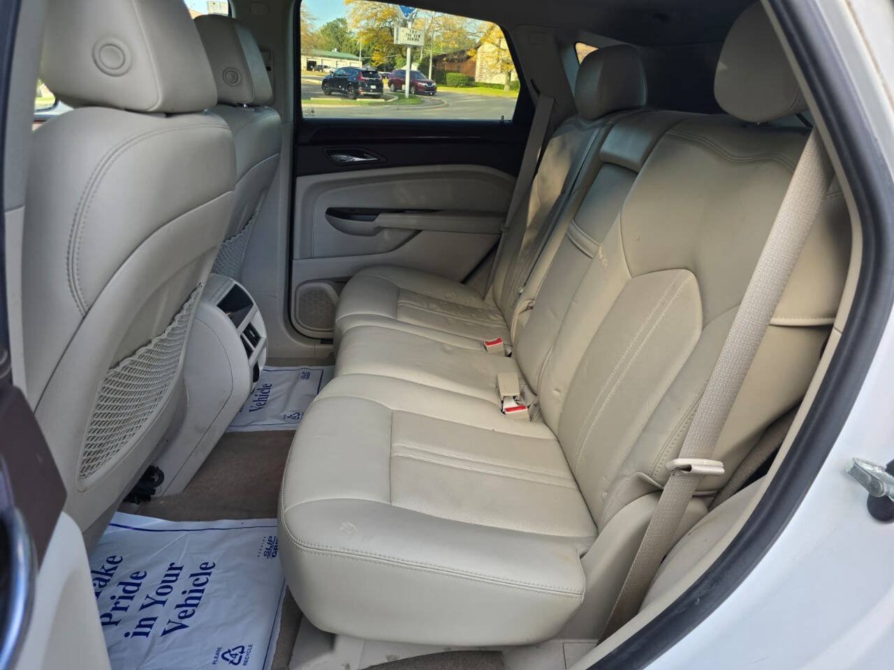 Used 2016 Cadillac SRX Luxury w/ Driver Awareness Package AWD/4WD image 14