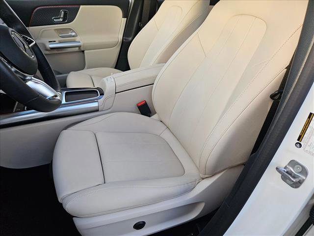 Used 2025 Mercedes-Benz GLA 250 image 16