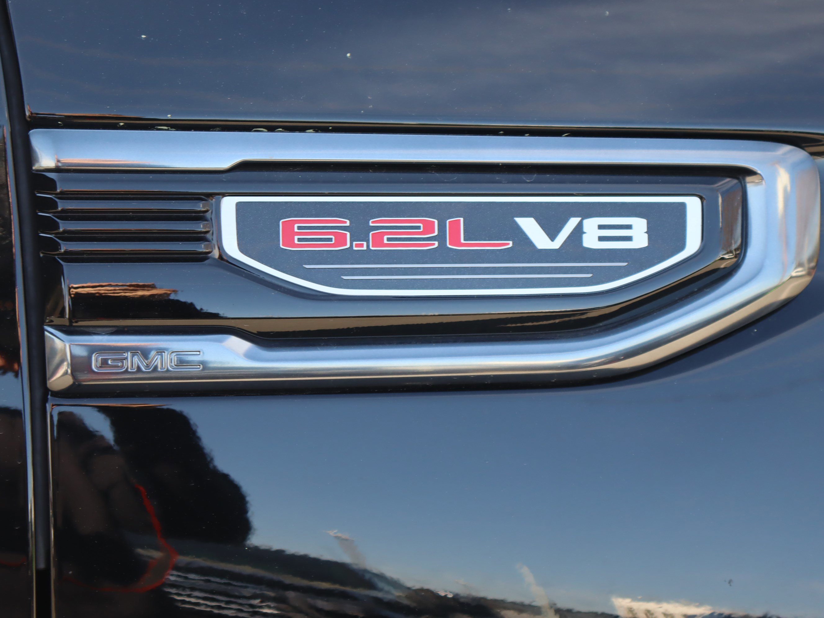 Used 2023 GMC Sierra 1500 AT4 w/ AT4 Premium Package AWD/4WD image 13