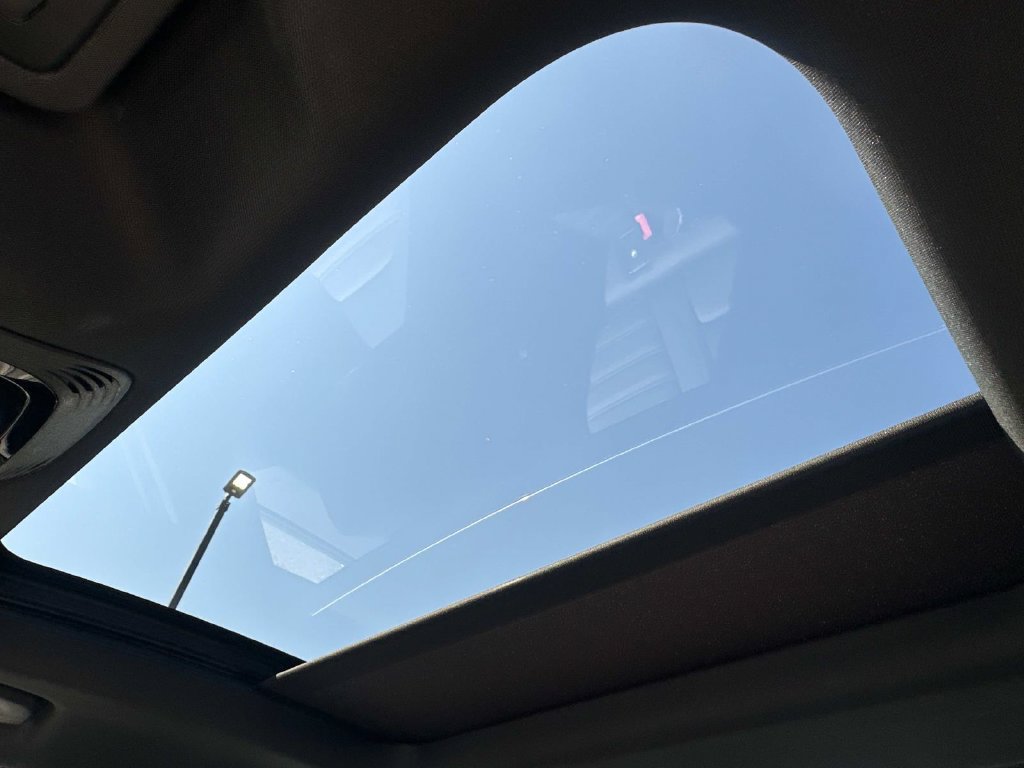 New 2026 Alfa Romeo Giulia AWD w/ Driving Assist Package image 4