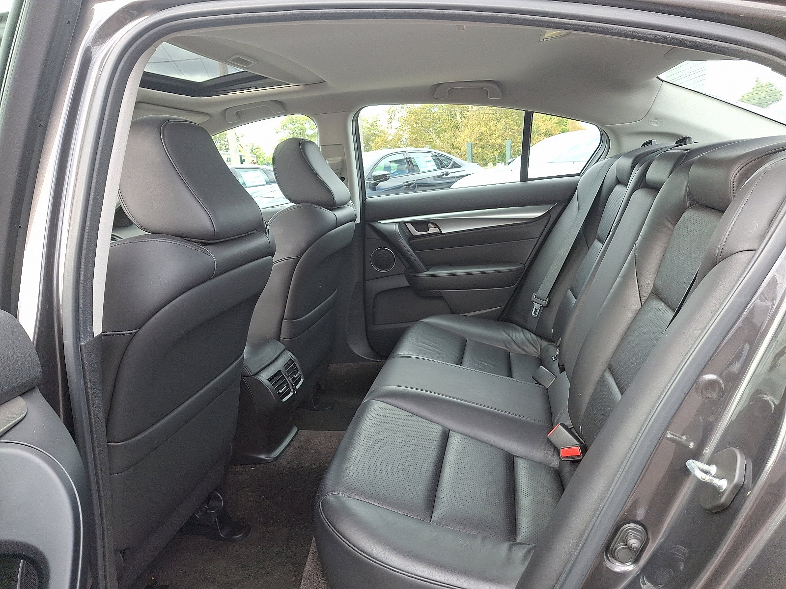 Used 2009 Acura TL w/ Technology Package image 9