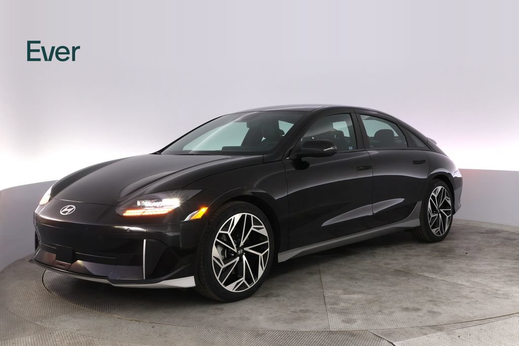 Used 2023 Hyundai Ioniq 6 SEL RWD image 2