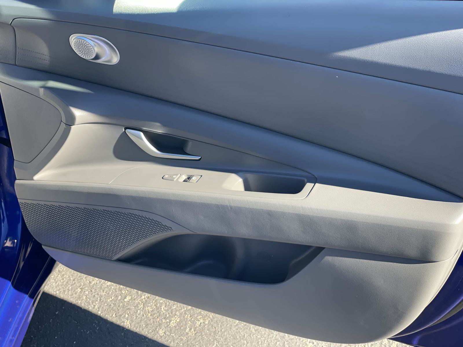 Certified 2024 Hyundai Elantra Blue image 26