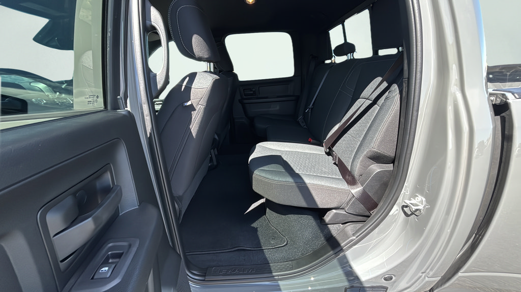 New 2026 RAM 3500 Tradesman AWD/4WD image 30