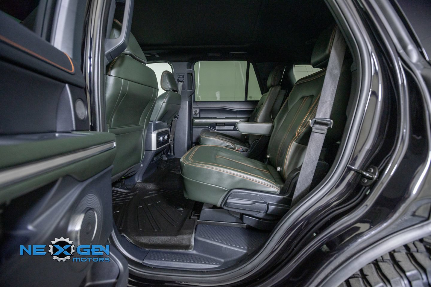 Used 2022 Ford Expedition Timberline w/ Equipment Group 501A AWD/4WD image 26