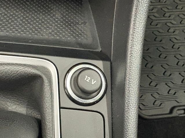 Used 2023 Volkswagen Jetta S image 27