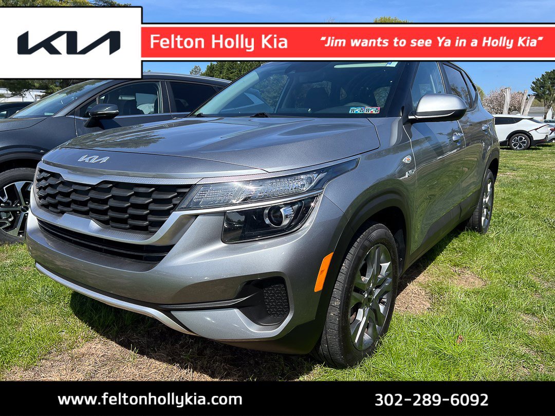Used 2022 Kia Seltos LX AWD/4WD image 1