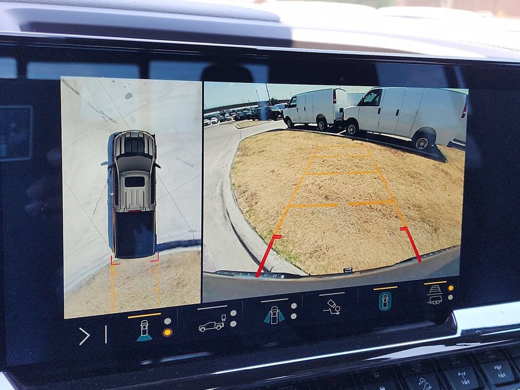Certified 2023 Chevrolet Silverado 1500 ZR2 w/ Technology Package AWD/4WD image 17