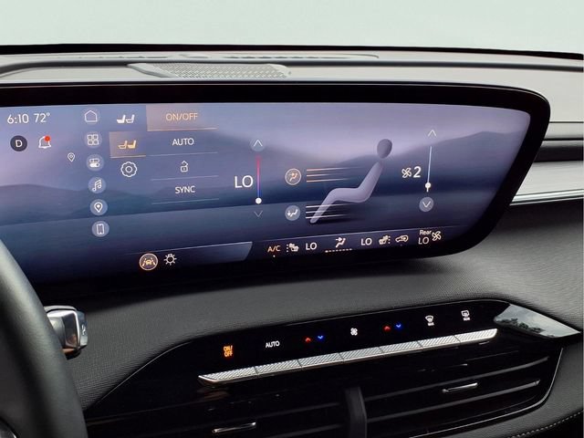 Certified 2025 Buick Enclave Preferred FWD image 8