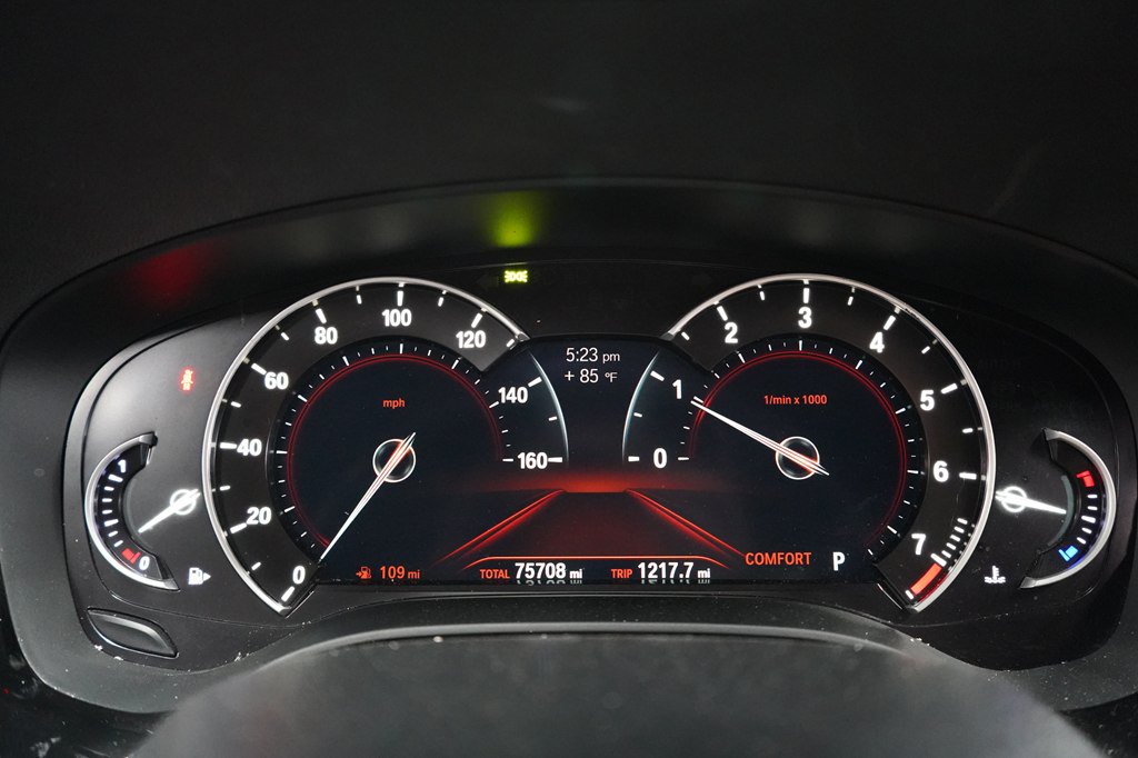 Used 2017 BMW 540i RWD image 16