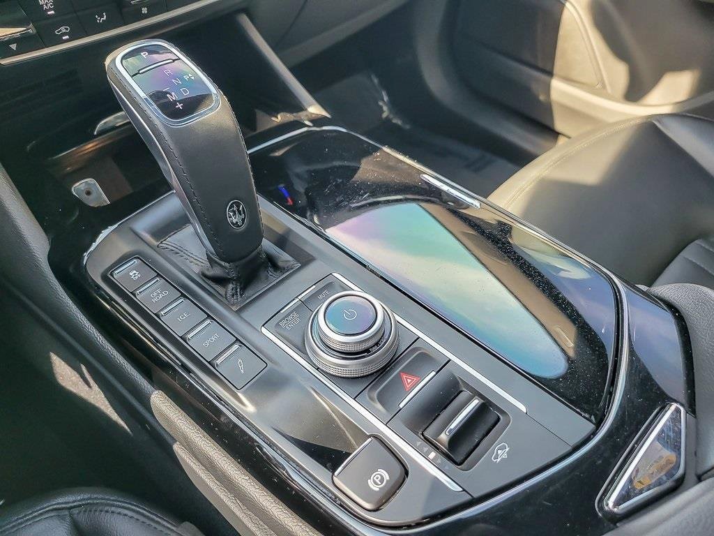 Used 2022 Maserati Levante GT image 18