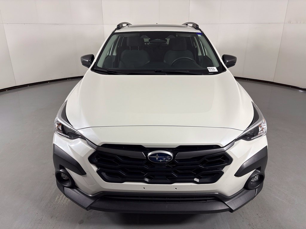 Used 2025 Subaru Crosstrek 2.5i Premium AWD/4WD image 3