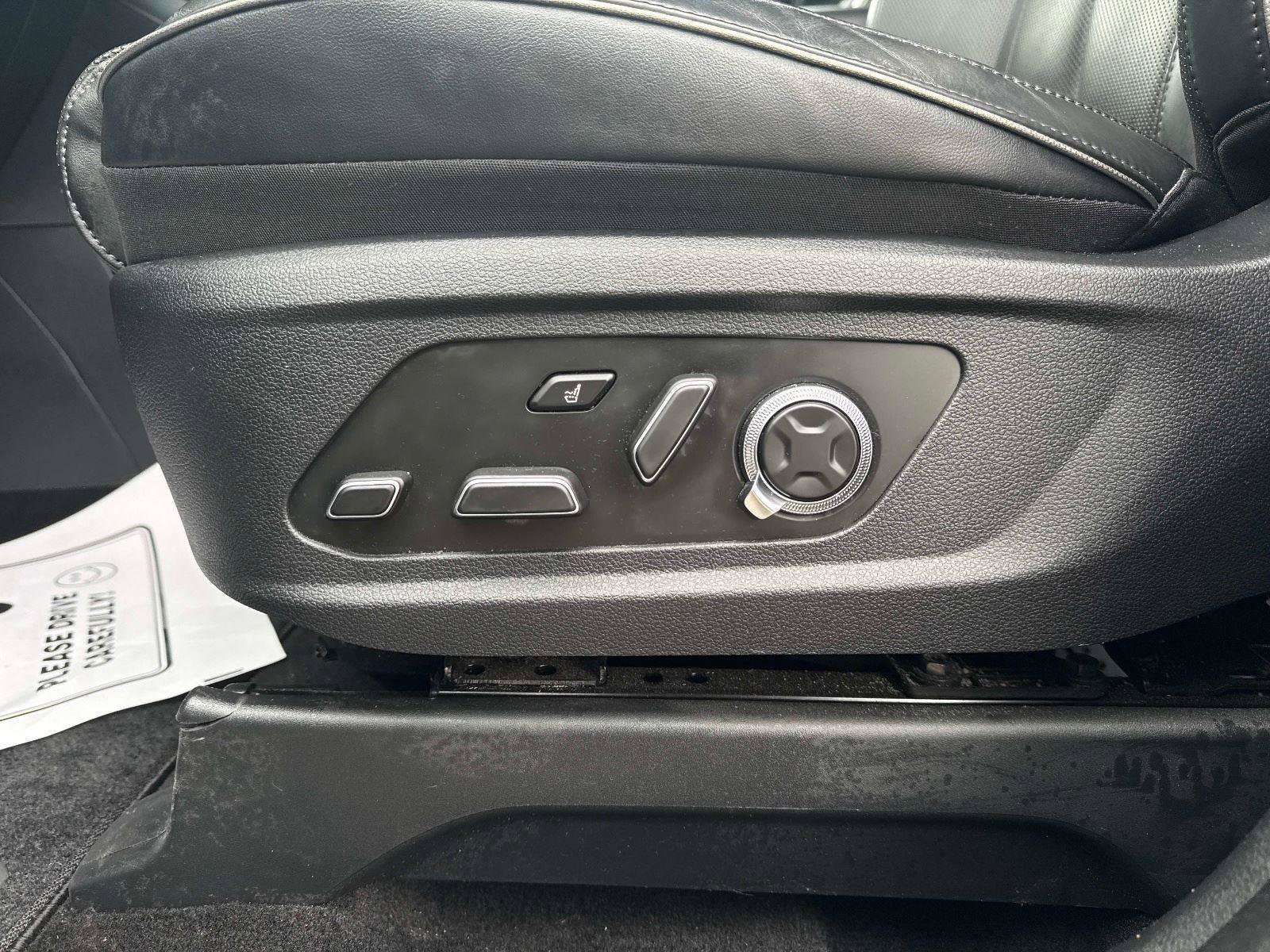 Used 2023 Hyundai Palisade Calligraphy image 20