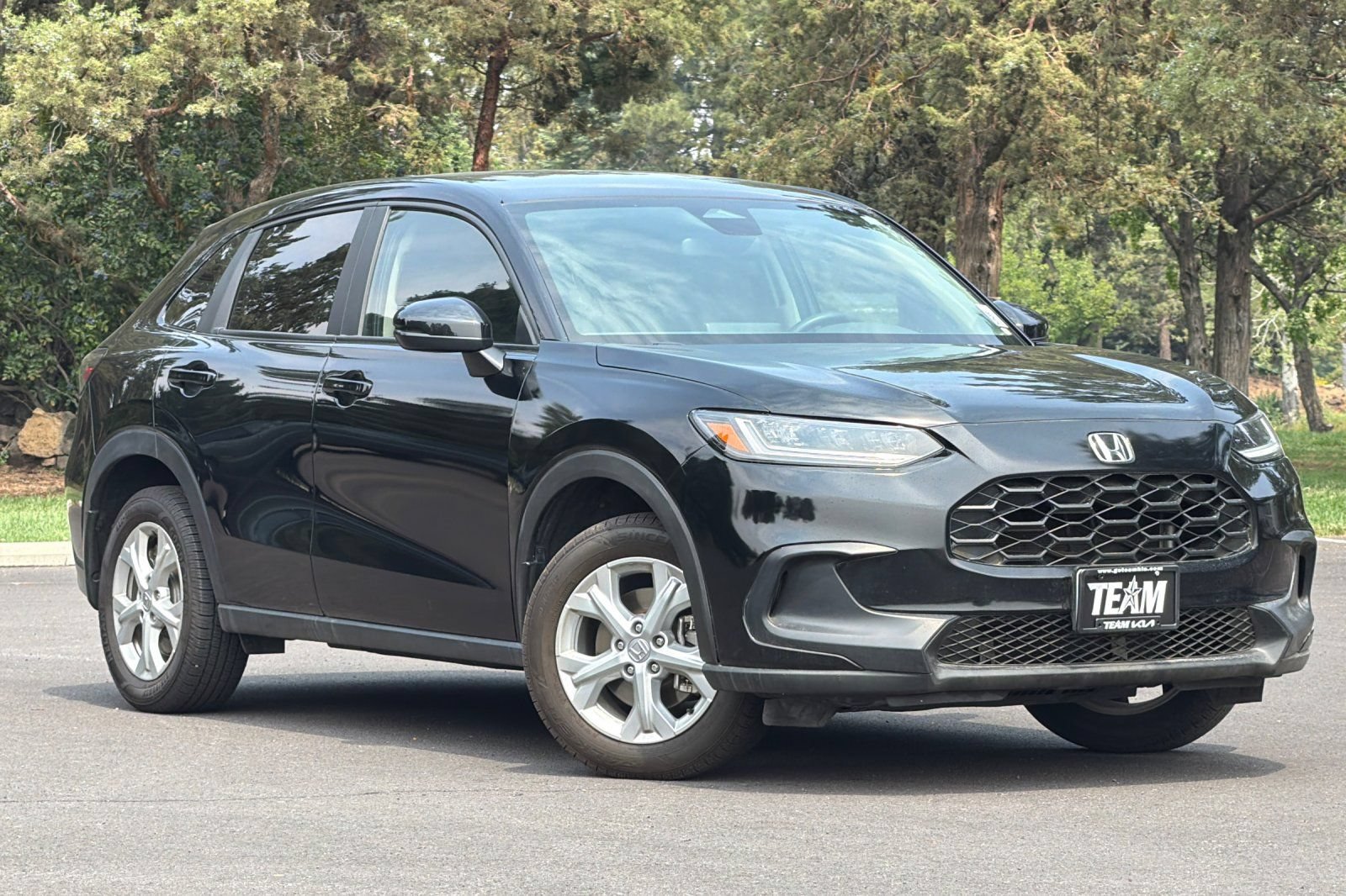 Used 2024 Honda HR-V LX image 2