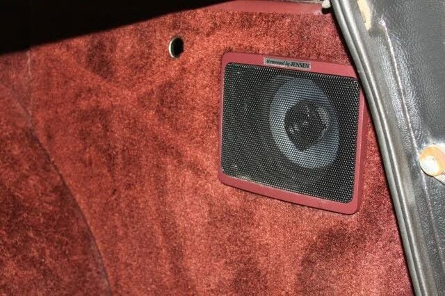 Used 1989 Jeep Grand Wagoneer image 98