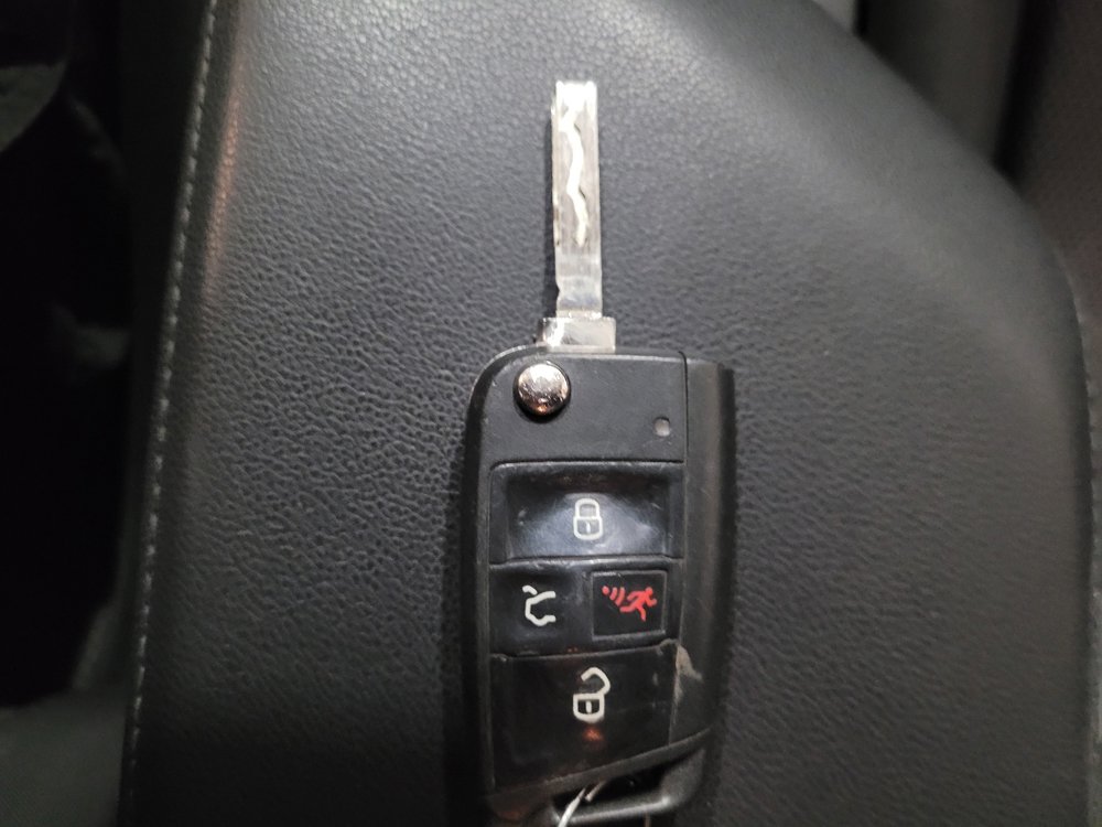 Used 2019 Volkswagen Jetta S w/ Driver Assistance Package FWD image 32