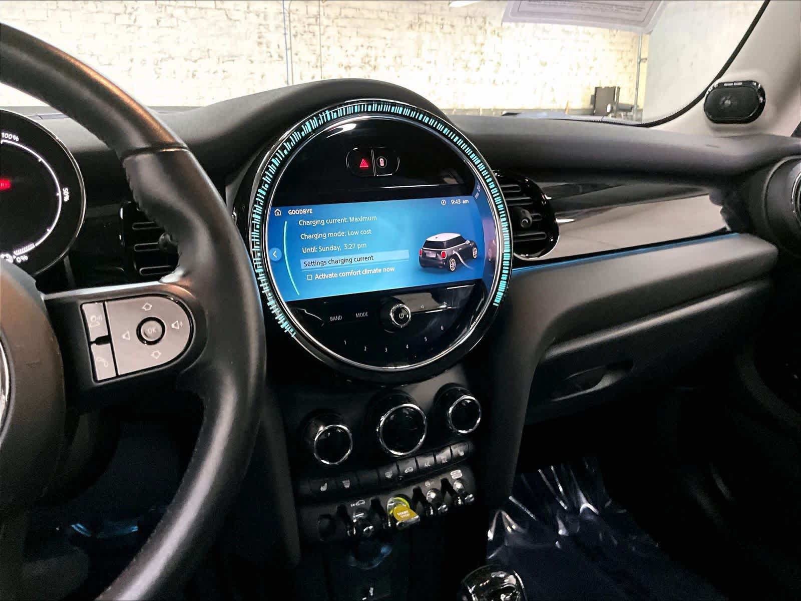 Used 2024 MINI Cooper SE FWD image 9