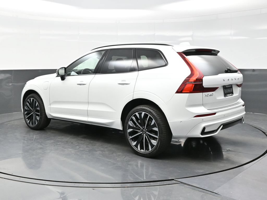New 2027 Volvo XC60 T8 Ultra AWD/4WD image 4
