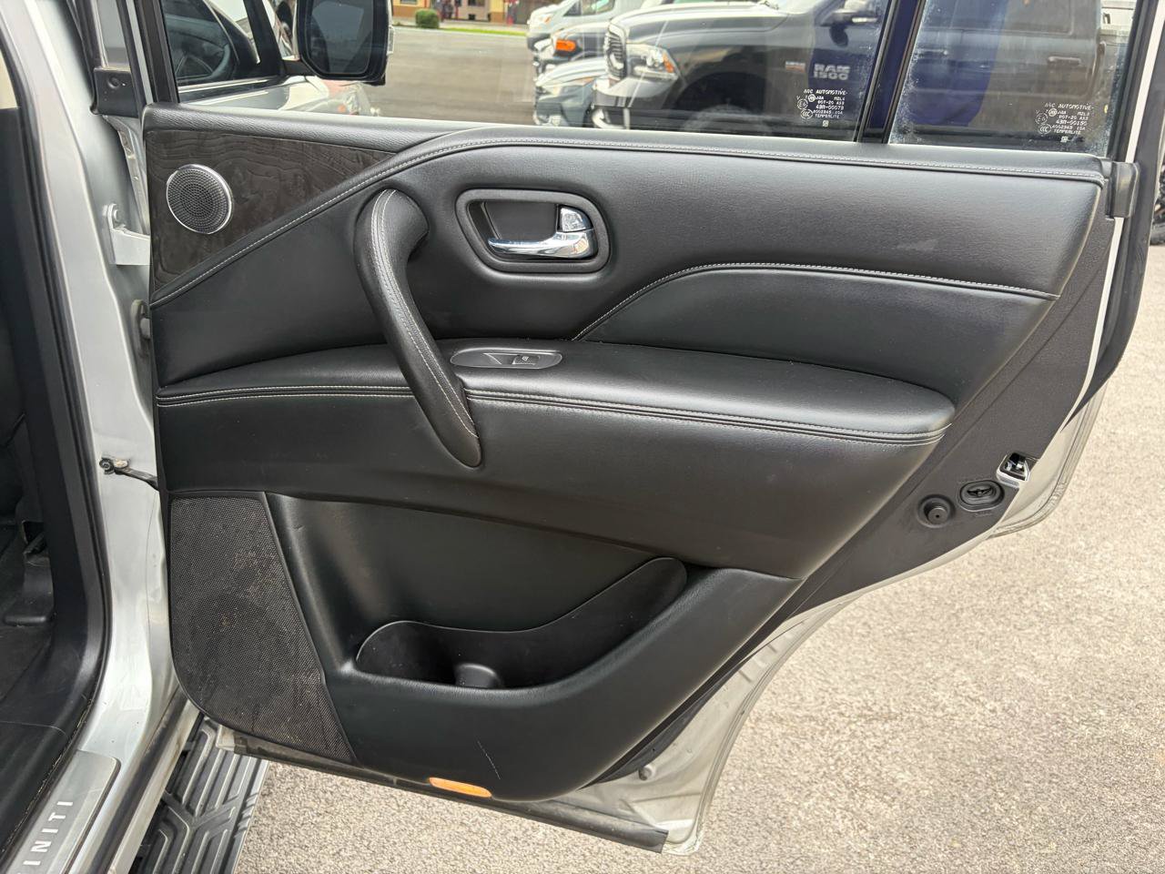 Used 2020 INFINITI QX80 Luxe w/ Proassist Package AWD/4WD image 14