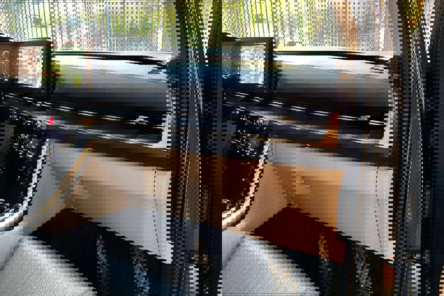 Used 2022 Kia Carnival SX Prestige image 18