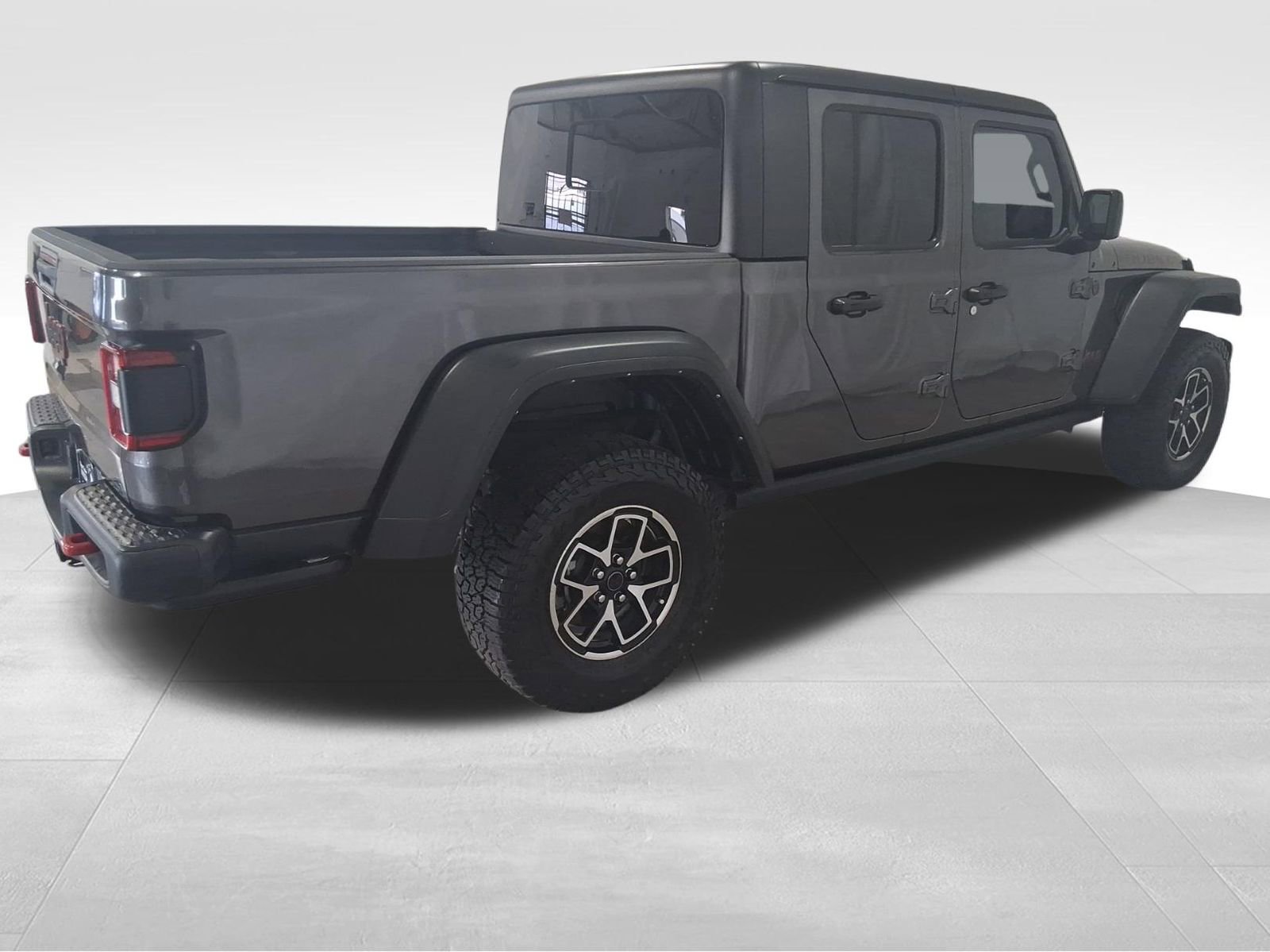 Used 2024 Jeep Gladiator Rubicon AWD/4WD image 5