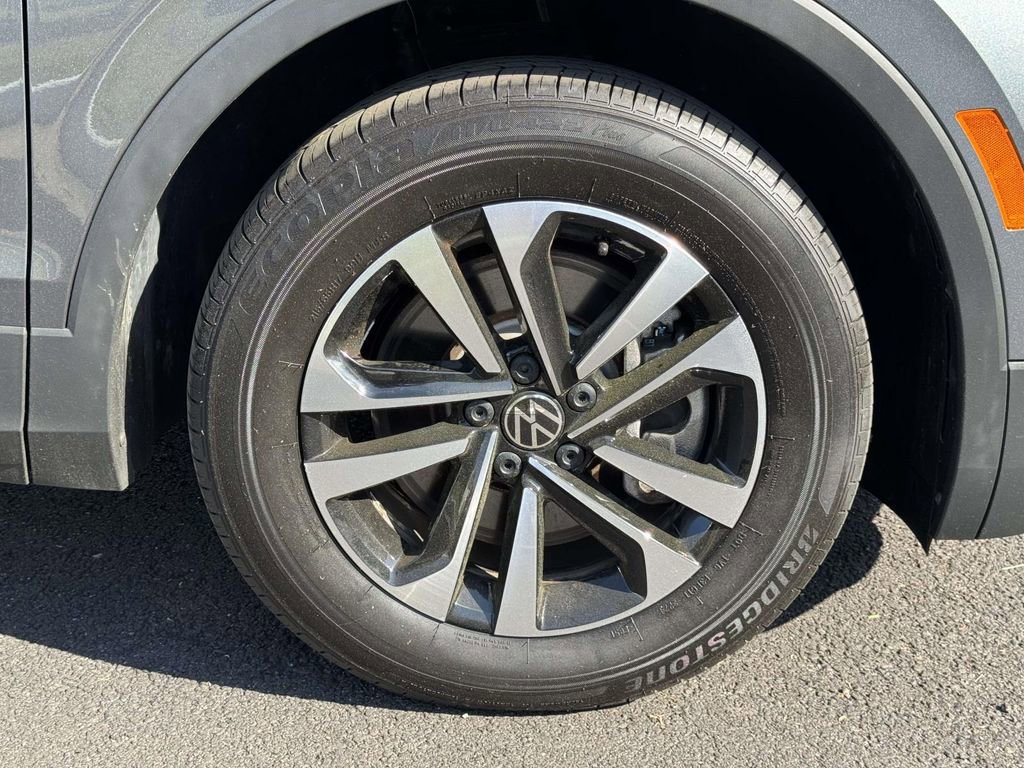 Used 2024 Volkswagen Tiguan S FWD image 25