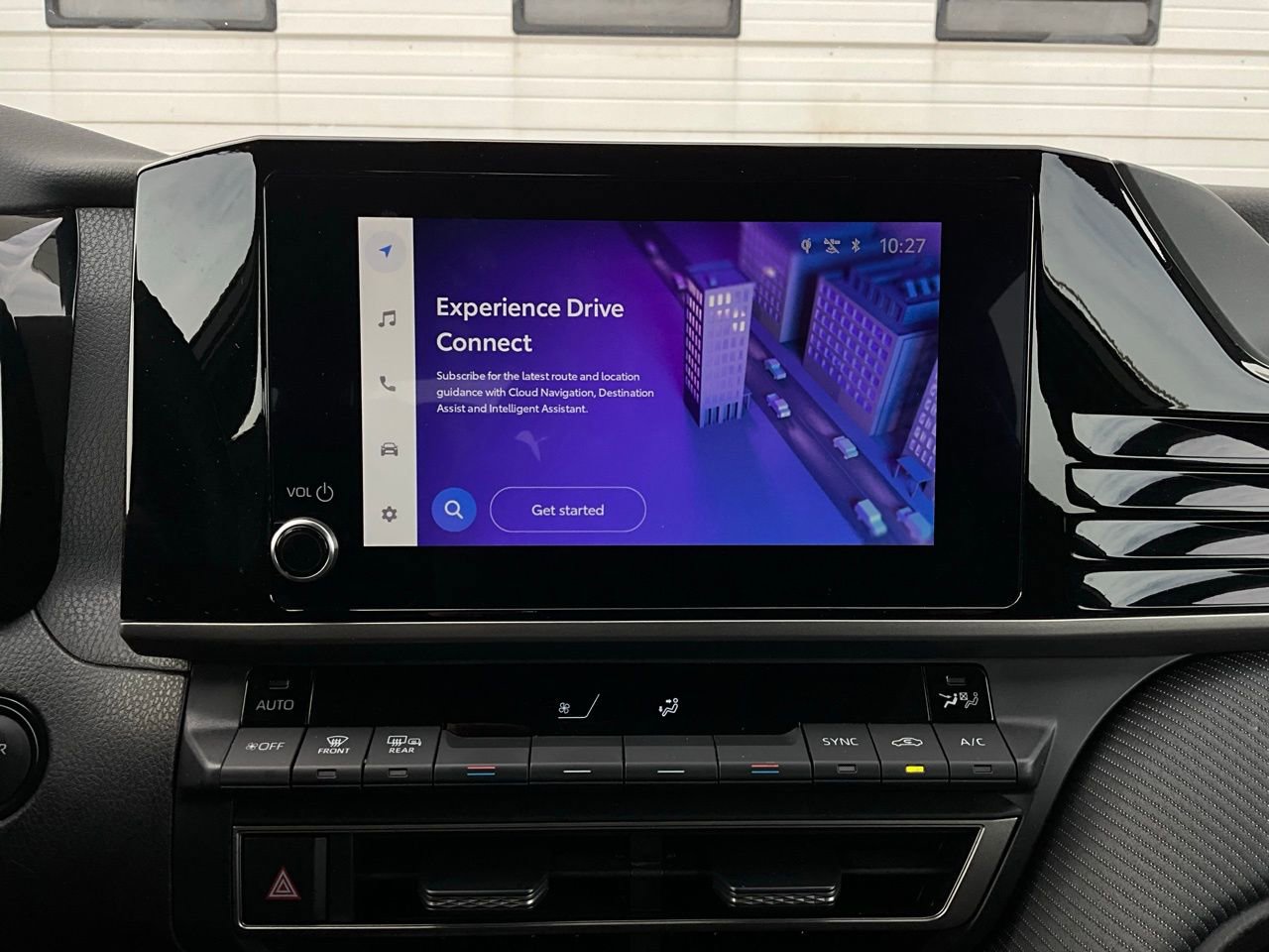 Used 2025 Toyota Camry SE image 29