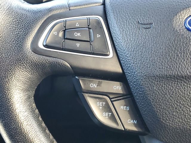 Used 2016 Ford Focus SE w/ Equipment Group 201A FWD image 17