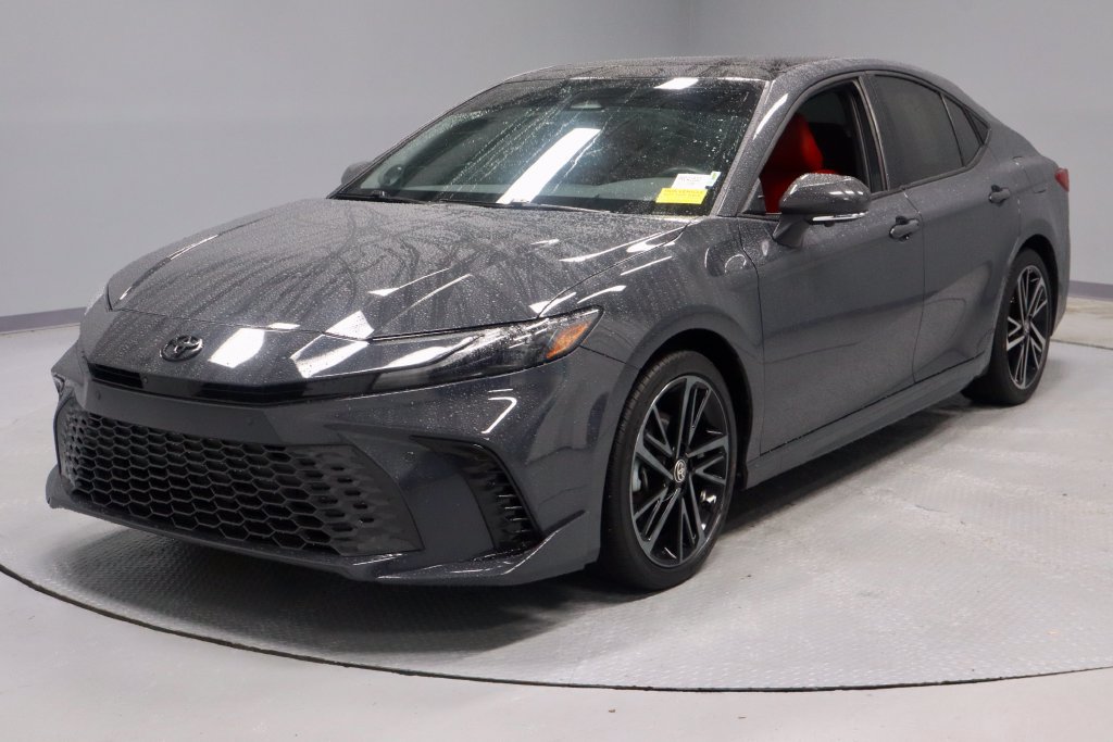 Used 2025 Toyota Camry XSE w/ Premium Plus Package AWD/4WD image 8