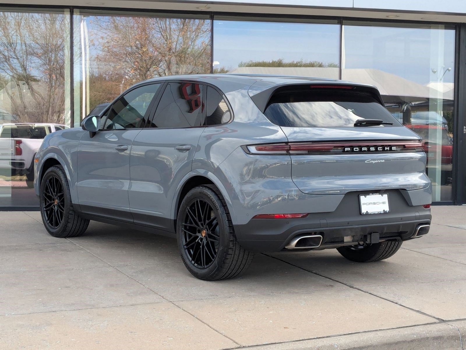 New 2026 Porsche Cayenne image 3