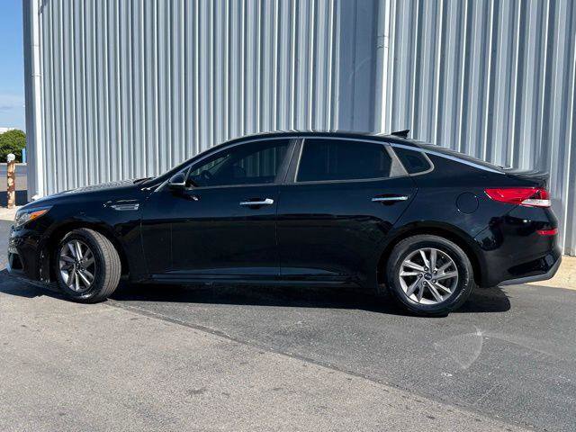 Used 2020 Kia Optima LX FWD image 2