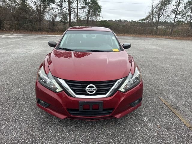 Used 2017 Nissan Altima 2.5 SR w/ Midnight Edition Package image 3