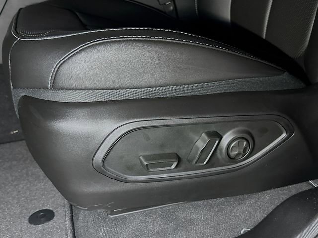 New 2025 Jeep Grand Cherokee Limited w/ Luxury Tech Group II image 13