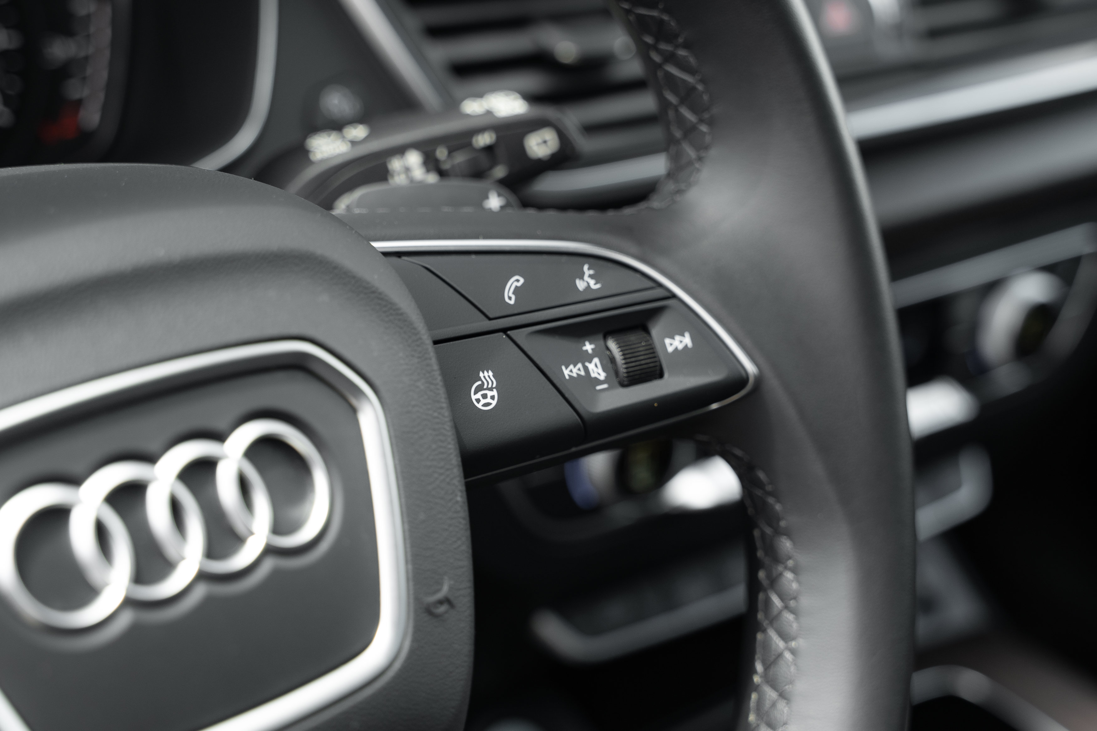 Certified 2023 Audi Q5 2.0T Premium w/ Convenience Package AWD/4WD image 12