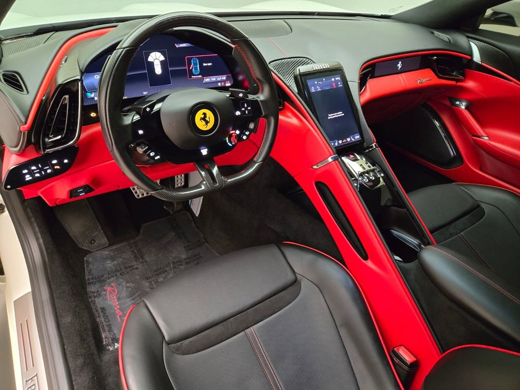 Used 2024 Ferrari Roma RWD image 18