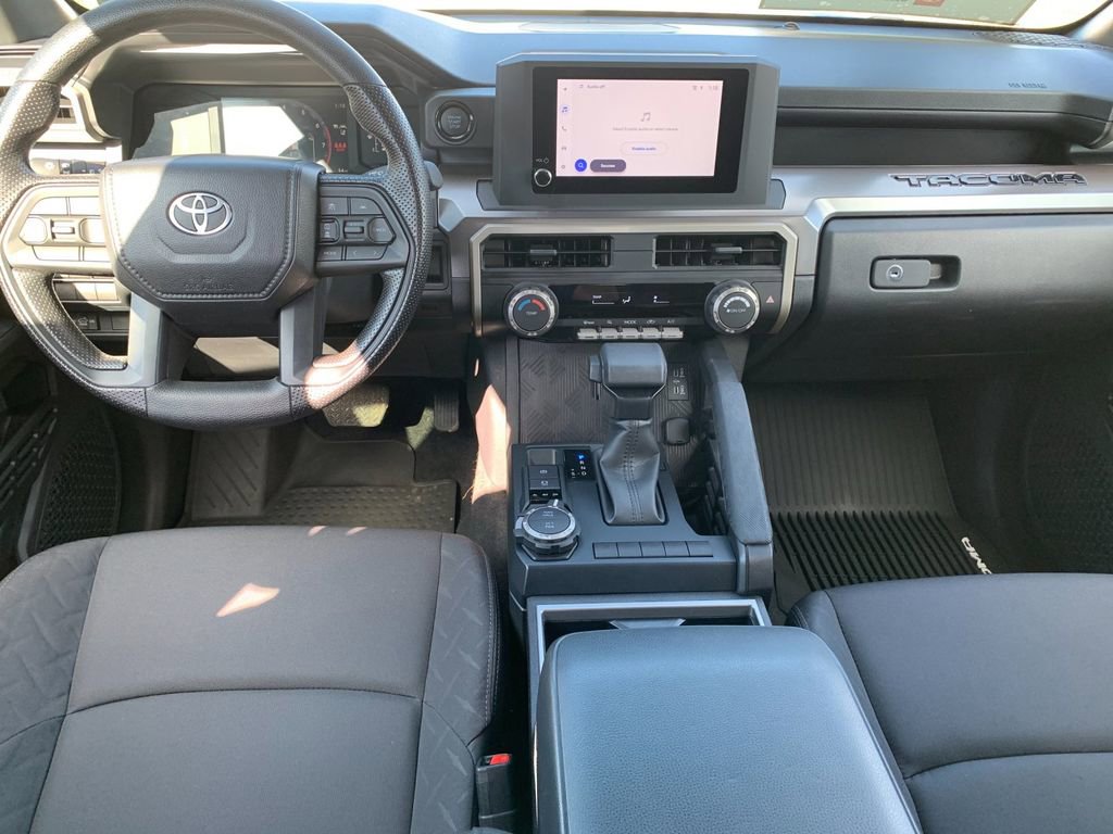 Used 2025 Toyota Tacoma SR5 AWD/4WD image 16