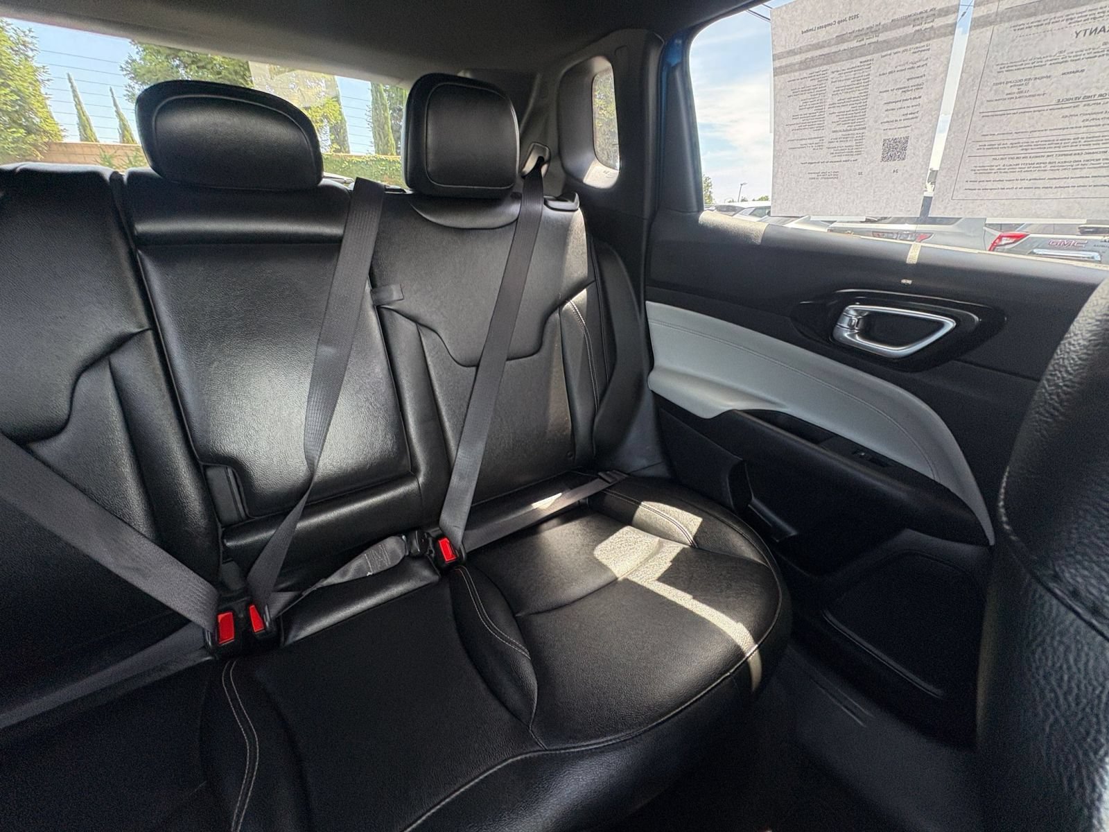 Used 2025 Jeep Compass Limited AWD/4WD image 38