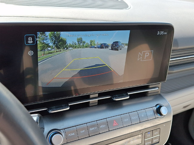 Used 2025 Hyundai Kona SEL AWD/4WD image 17