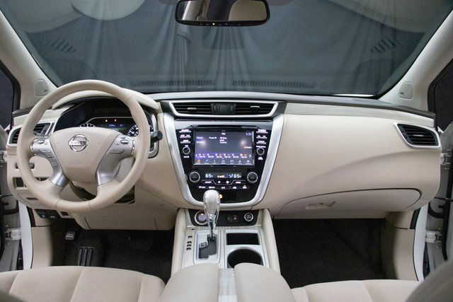 Used 2018 Nissan Murano SV w/ Premium Package image 20