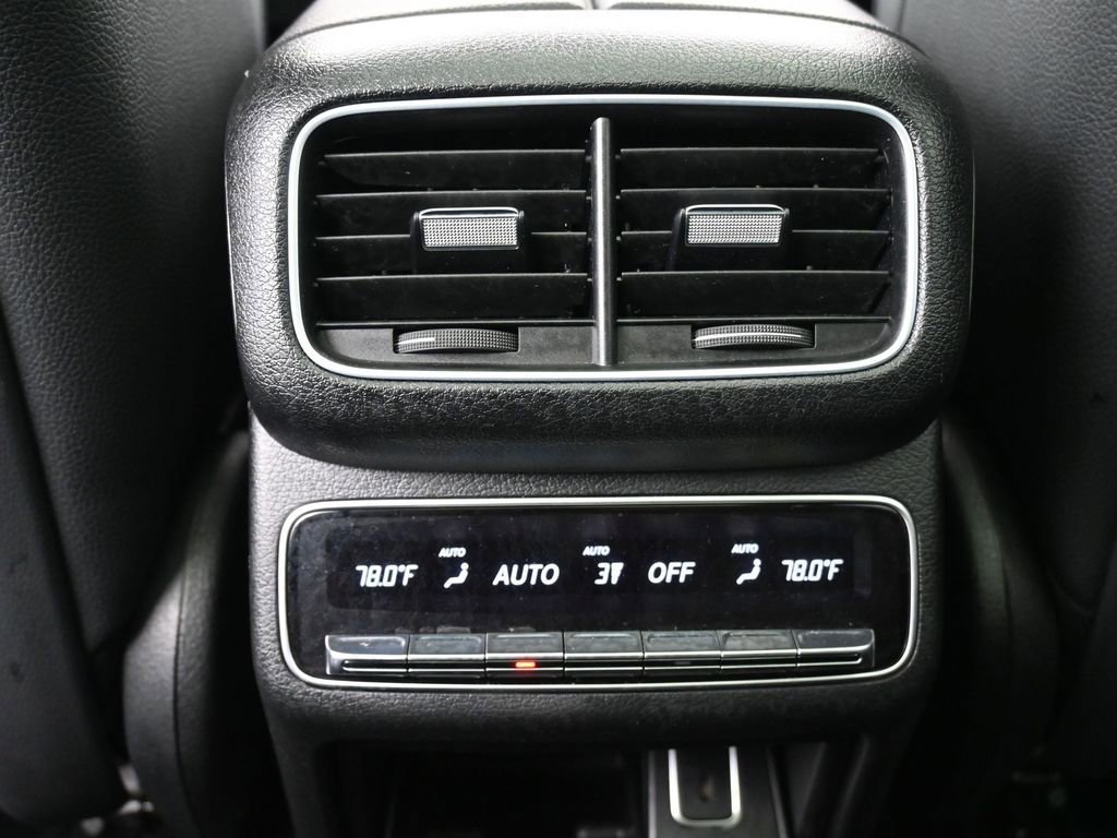 Used 2022 Mercedes-Benz GLS 450 4MATIC image 21