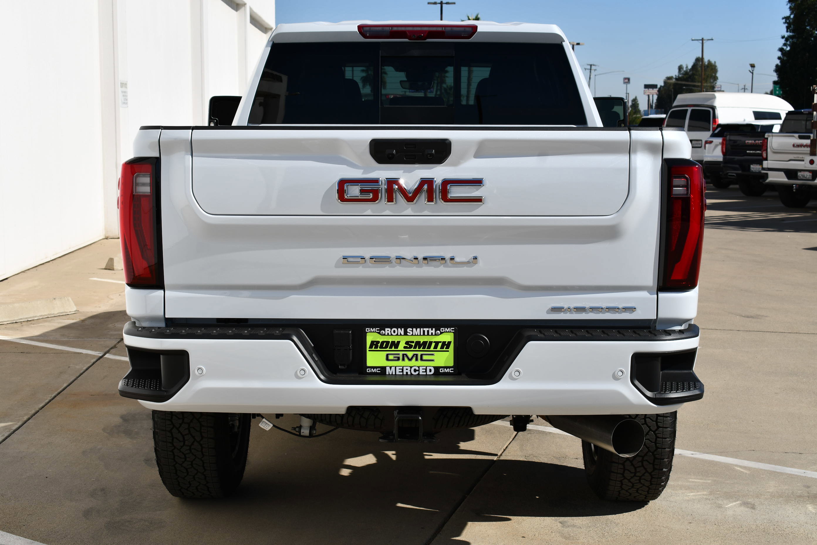 New 2026 GMC Sierra 2500 Denali w/ Denali Reserve Package image 7