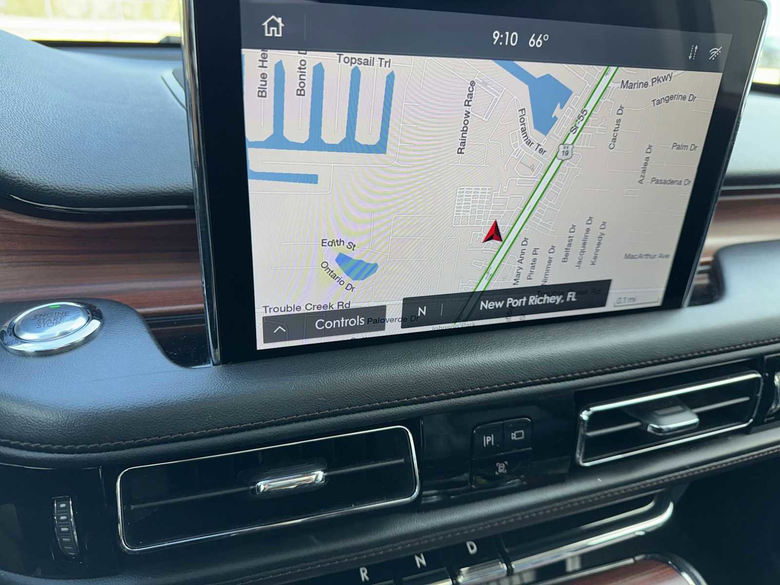 Used 2023 Lincoln Aviator Reserve AWD/4WD image 28