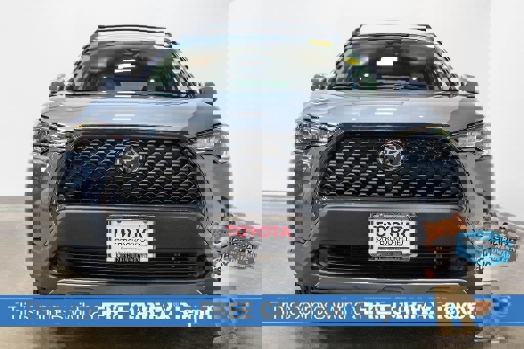 Certified 2023 Toyota Corolla Cross LE image 2