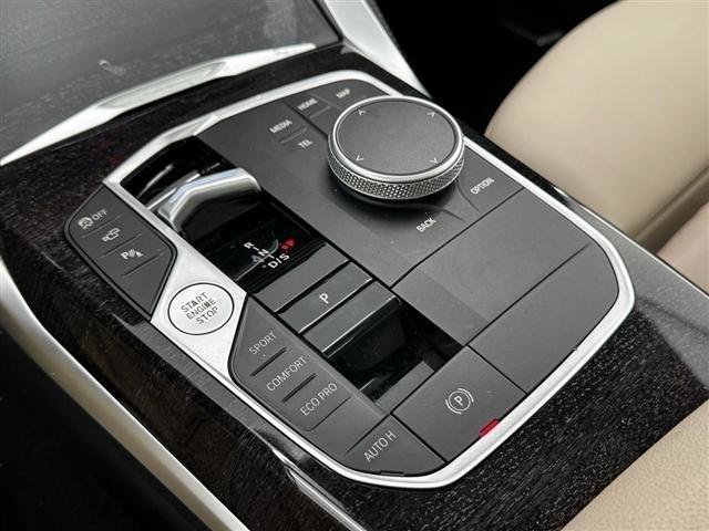 Used 2024 BMW M440i Gran Coupe RWD image 25